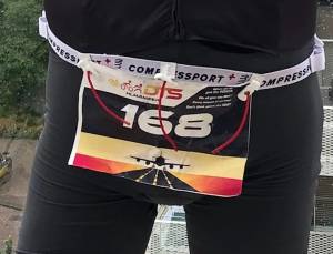 compressport-race-belt-startnummerband-663328.jpg