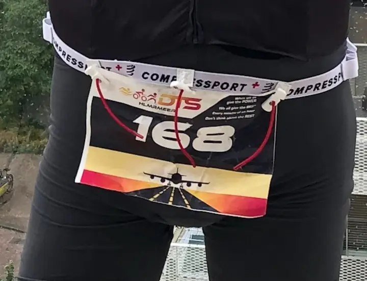 compressport-race-belt-startnummerband-663328.jpg