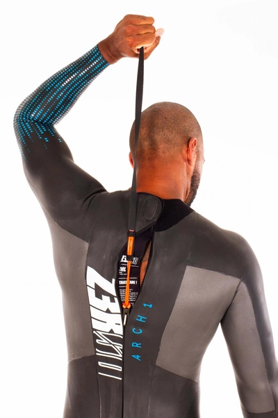 pol_pl_ZEROD-Pianka-triathlonowa-meska-ARCHI-black-blue-7888_4.webp