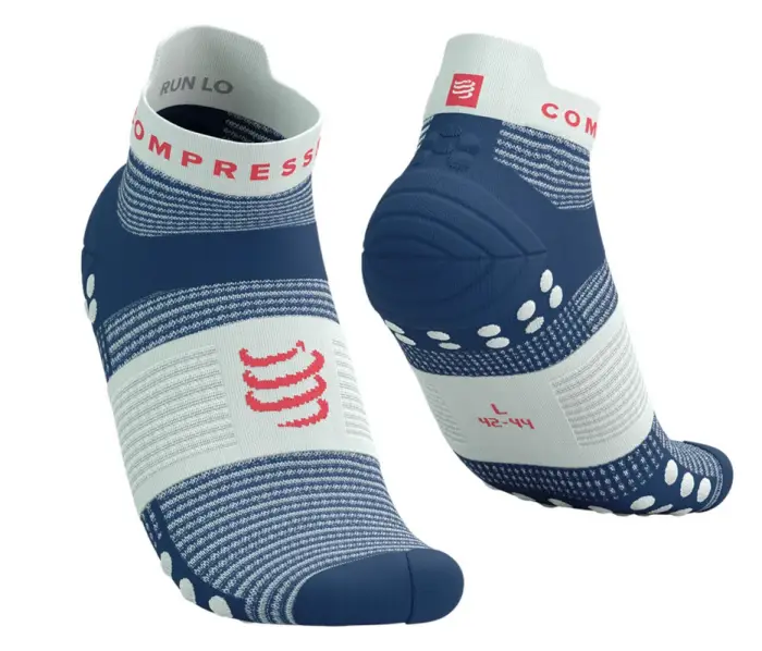 Screenshot 2026-05-19 at 18-03-23 pol_pl_Skarpety-Compressport-Pro-Racing-Socks-V4-0-Run-Low-Blues-Sugar-niebiesko-biale-11246_1.jpg (obraz JPEG 2000×1298 pikseli) — Skala (41%).png