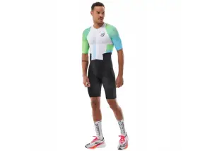 compressport-stream-2-288355-f-sk7-w780-h554_7.webp