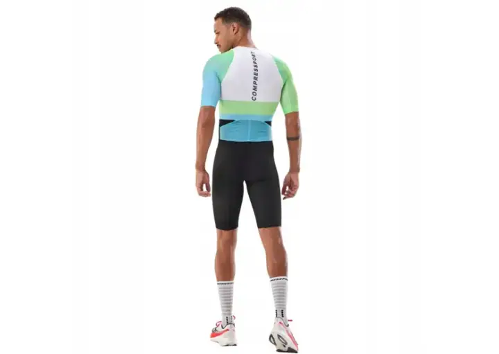 compressport-stream-2-288355-f-sk7-w780-h554_8.webp