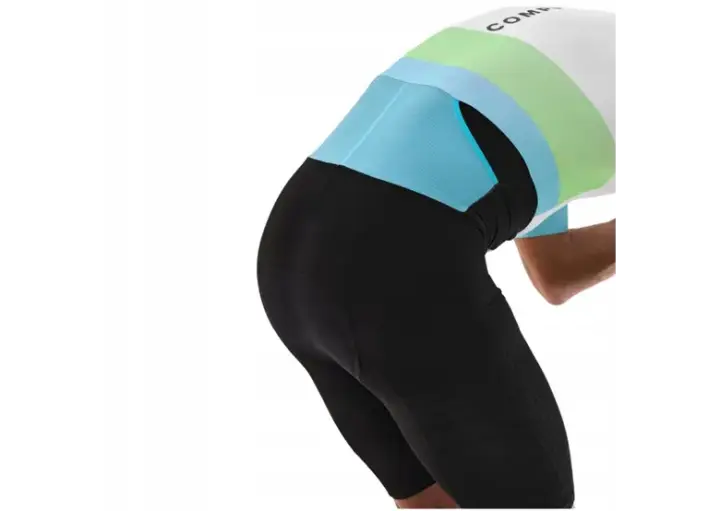 compressport-stream-2-288355-f-sk7-w780-h554_9.webp