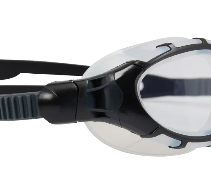 Screenshot 2026-06-10 at 10-09-35 zoggs-predator-flex-swimming-goggles-regular-fit---black-grey---clear-2-2073424.jpg (obraz JPEG 1800×1800 pikseli) — Skala (29%).png