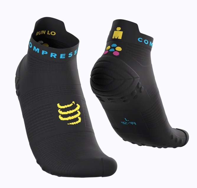 pro-racing-socks-v4-0-run-low-ironman-2026-black.jpg