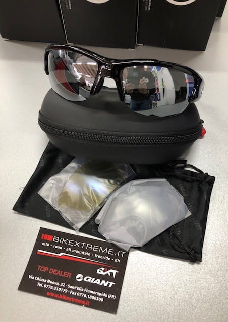 lazer-occhiale-ar1-gloss-black.jpg